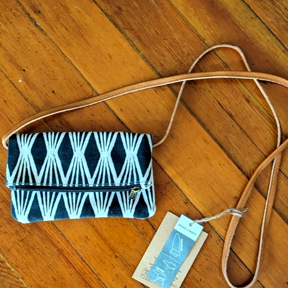 Crossbody canvas and leather purse zipper closure - Picture 2 of 5